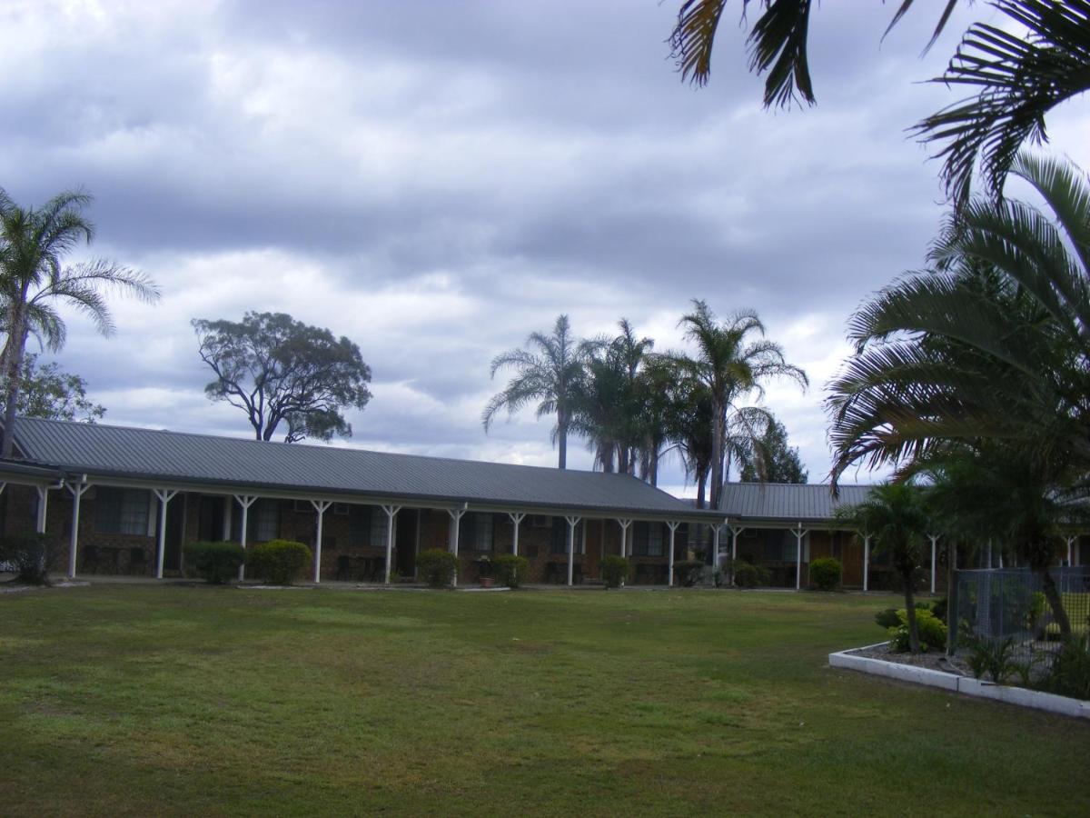 Bororen Koorawatha Homestead Motel المظهر الخارجي الصورة