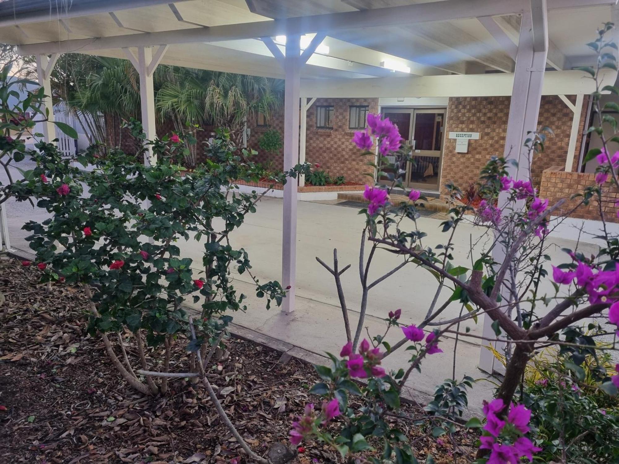 Bororen Koorawatha Homestead Motel المظهر الخارجي الصورة